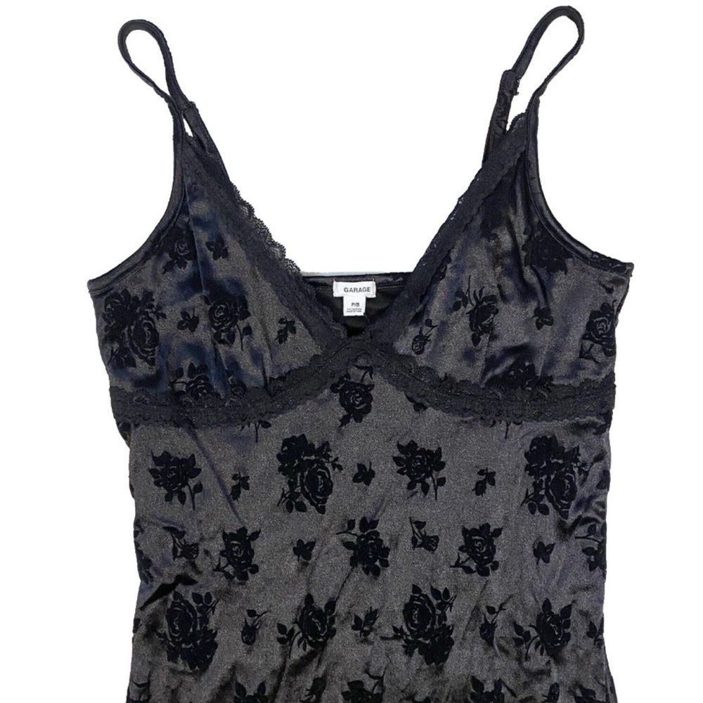 Garage Woman’s Small Velvet Floral Sleeveless Mini Dress With Lace Accents - Picture 6 of 9